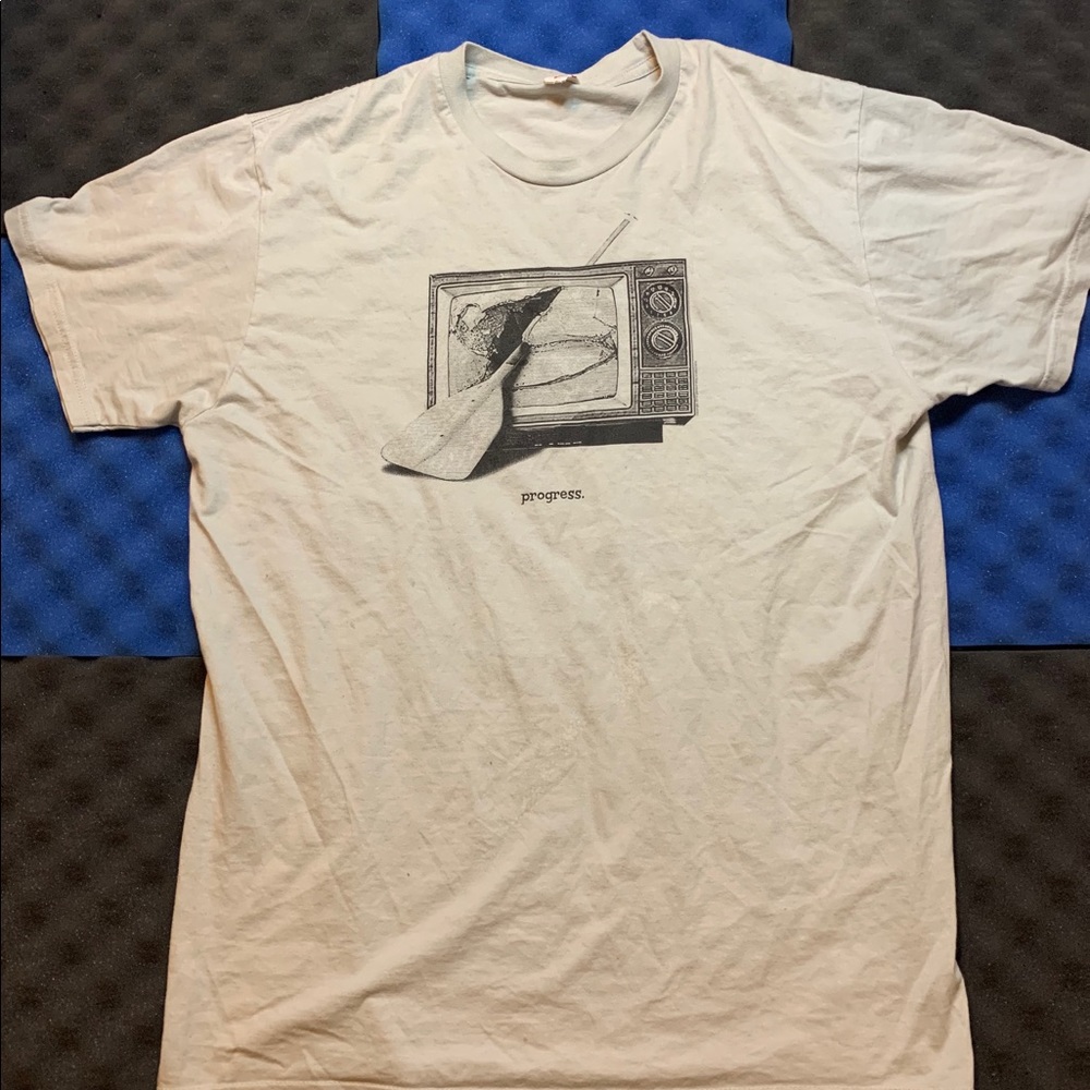 ❗️3 for 15❗️ t-shirt